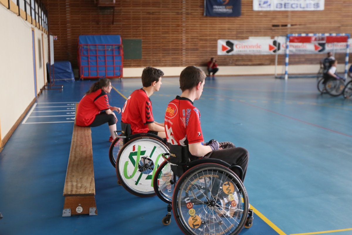 20170225_HandFauteuil_22.jpg