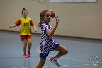 20190112_CAB_FormacupF_511_w.jpg 20190112_CAB_FormacupF_511_w.jpg