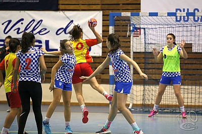 20190112_CAB_FormacupF_537_w.jpg 20190112_CAB_FormacupF_537_w.jpg