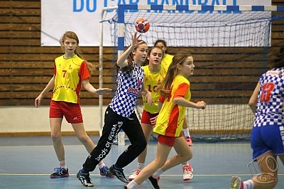 20190112_CAB_FormacupF_555_w.jpg 20190112_CAB_FormacupF_555_w.jpg