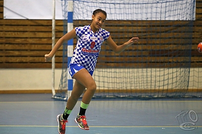 20190112_CAB_FormacupF_557_w.jpg 20190112_CAB_FormacupF_557_w.jpg